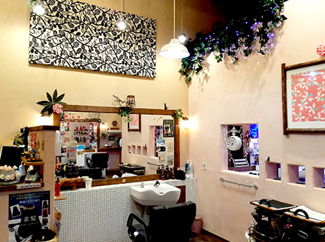 開放感あふれる４m超の高い天井のあるスペース